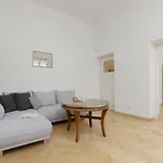 Apartman Family Freta Old Town By Renters *