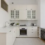 Family Freta Old Town By Renters Apartman *
