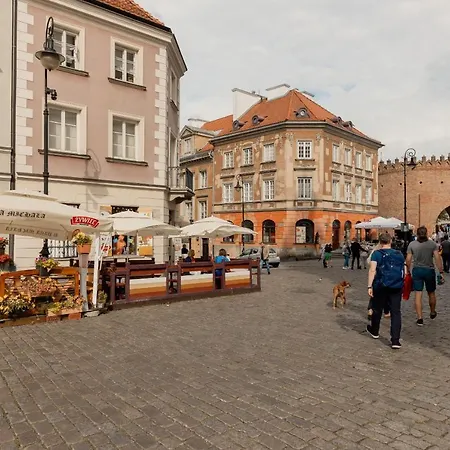 Family Freta Old Town By Renters Varsó